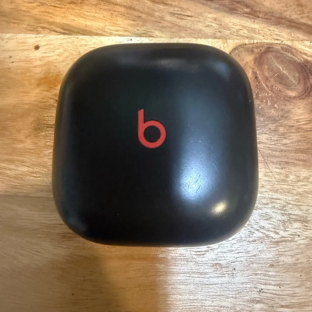 Beats by Dre Black Wireless Earbuds